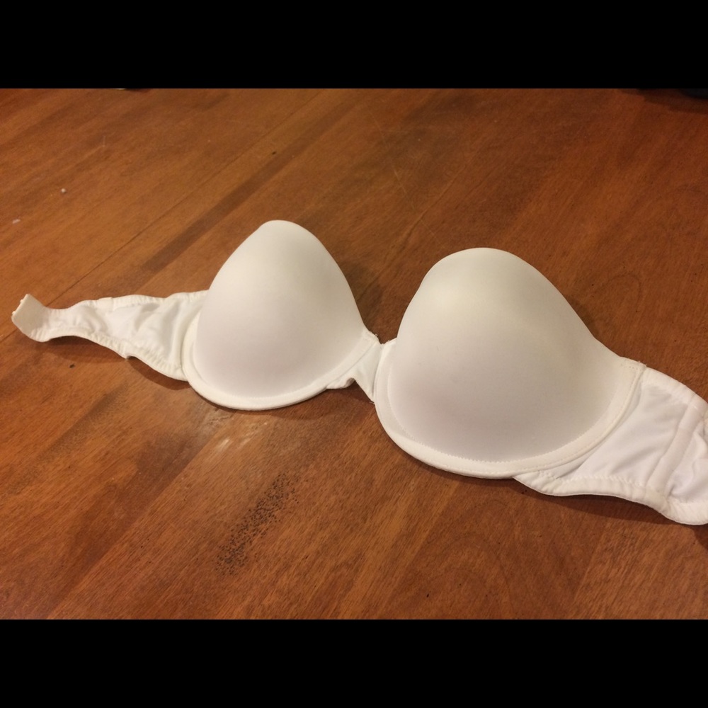 Maidenform white strapless bra